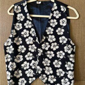 Floral Black and White Women's Vest